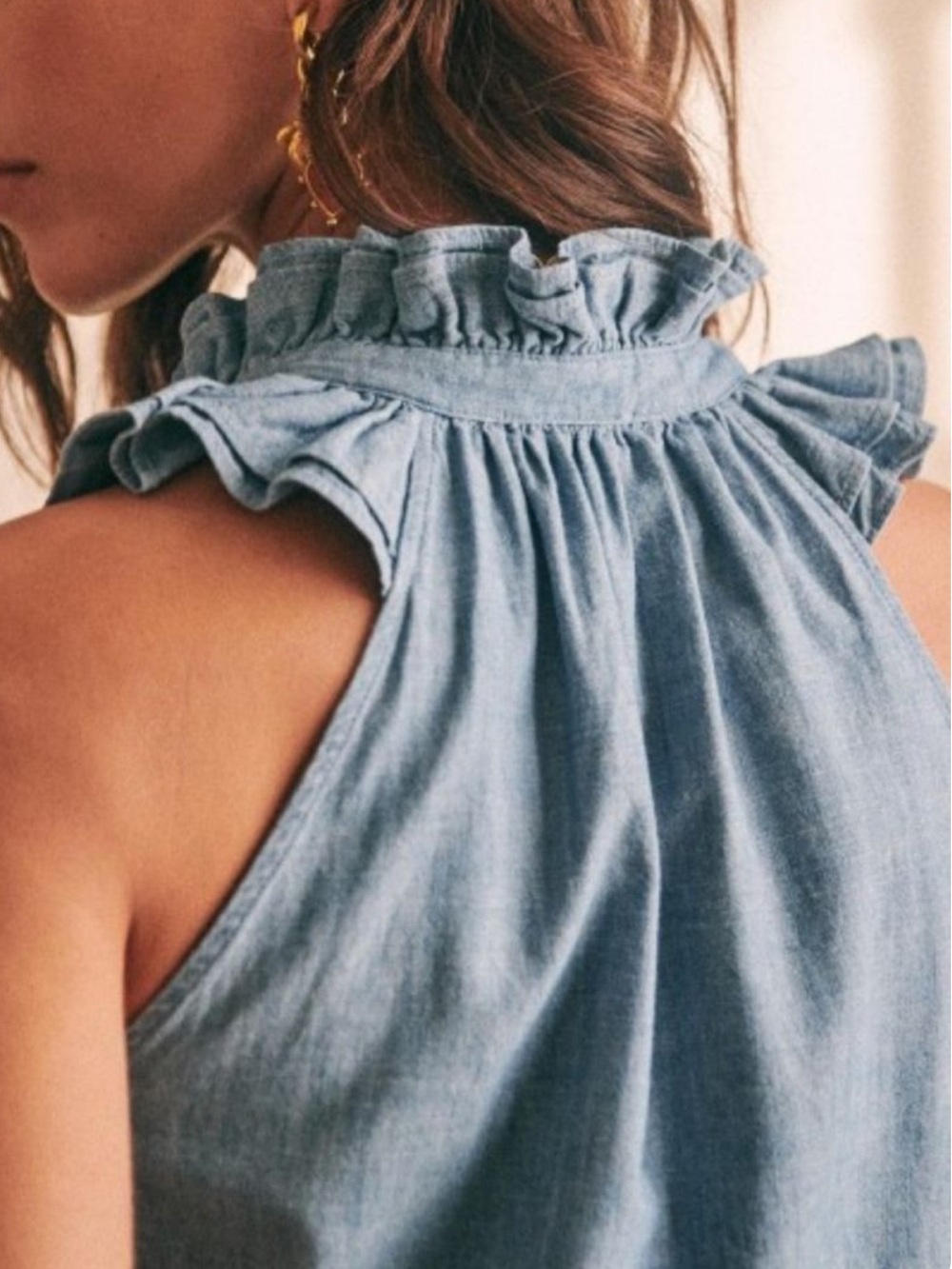 Sezane Charlotte Ruffle Neck Chambray Denim Tank Top - Picture 2 of 7